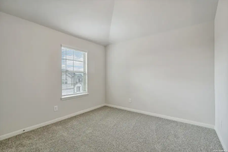 Spacious, unfurnished interior of a new home in , San Antonio (Image 23).