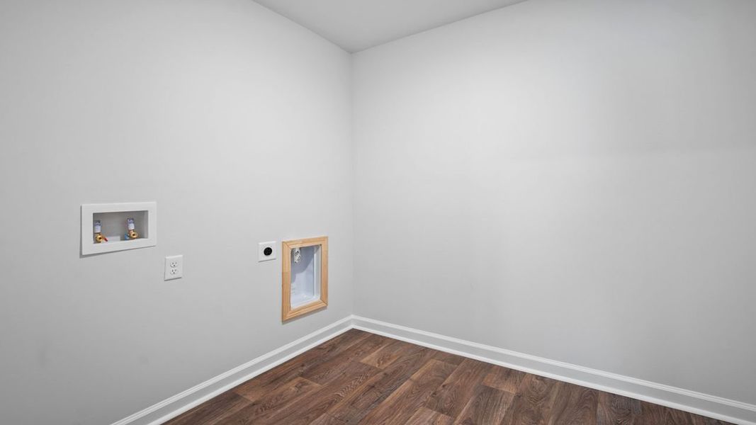 Spacious, unfurnished interior of a new home in Rice Hope, Port Wentworth (Image 22).