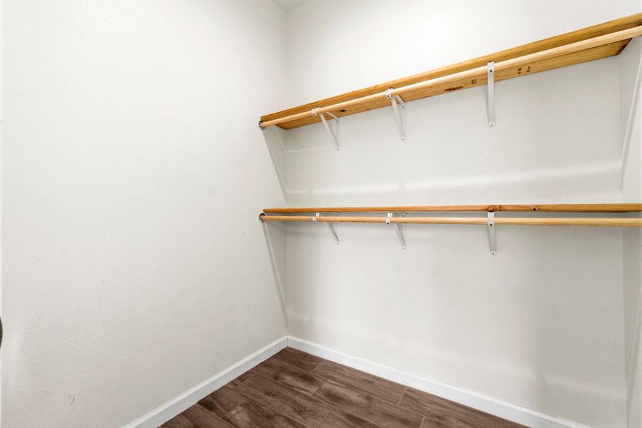 Spacious, unfurnished interior of a new home in , Livingston (Image 36).