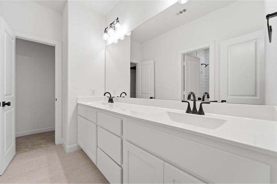 Furnished interior view inside a new home in Green Meadows, Celina (Image 7).