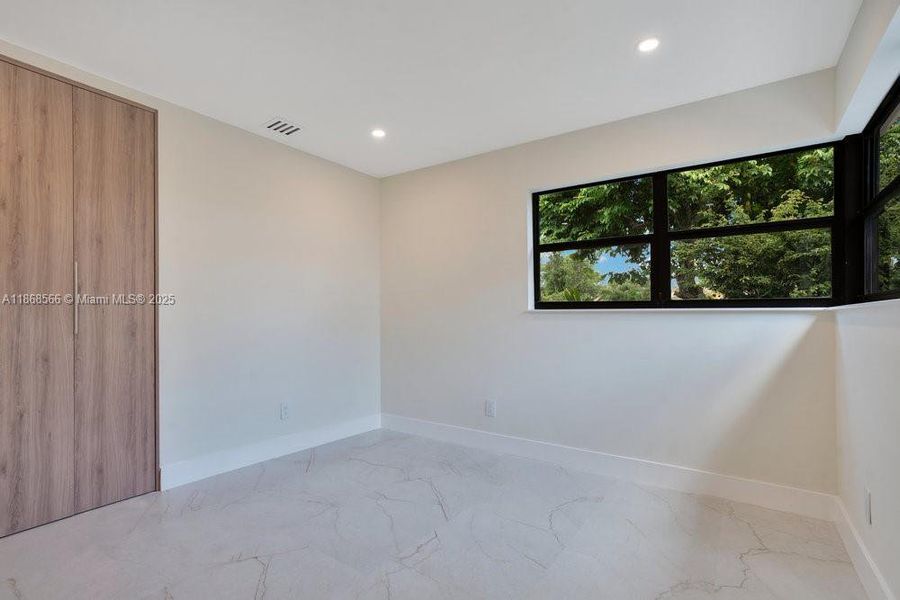 Spacious, unfurnished interior of a new home in , Fort Lauderdale (Image 21). Spacious, unfurnished interior of a new home in , Fort Lauderdale (Image 21).