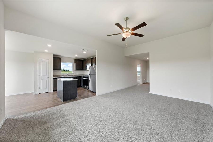 Spacious, unfurnished interior of a new home in Cresson Estates, Cresson (Image 5).