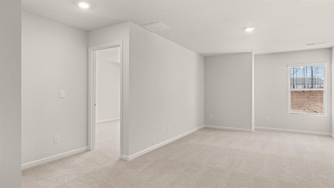 Spacious, unfurnished interior of a new home in Braselton Village, Braselton (Image 16). Spacious, unfurnished interior of a new home in Braselton Village, Braselton (Image 16).