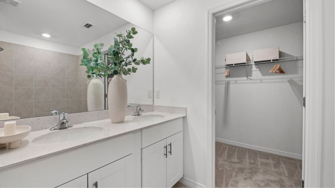 Atlanta owner's suite bathroom