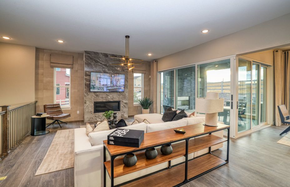 Furnished interior view inside a new home in Sterling Ranch, Littleton (Image 10).