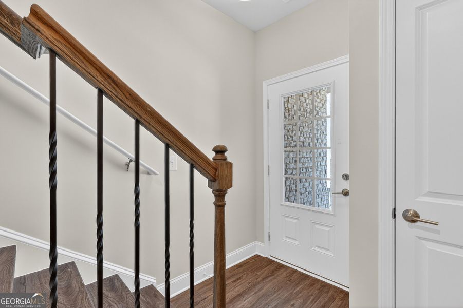 Spacious, unfurnished interior of a new home in Morning Creek Forest, Atlanta (Image 9).
