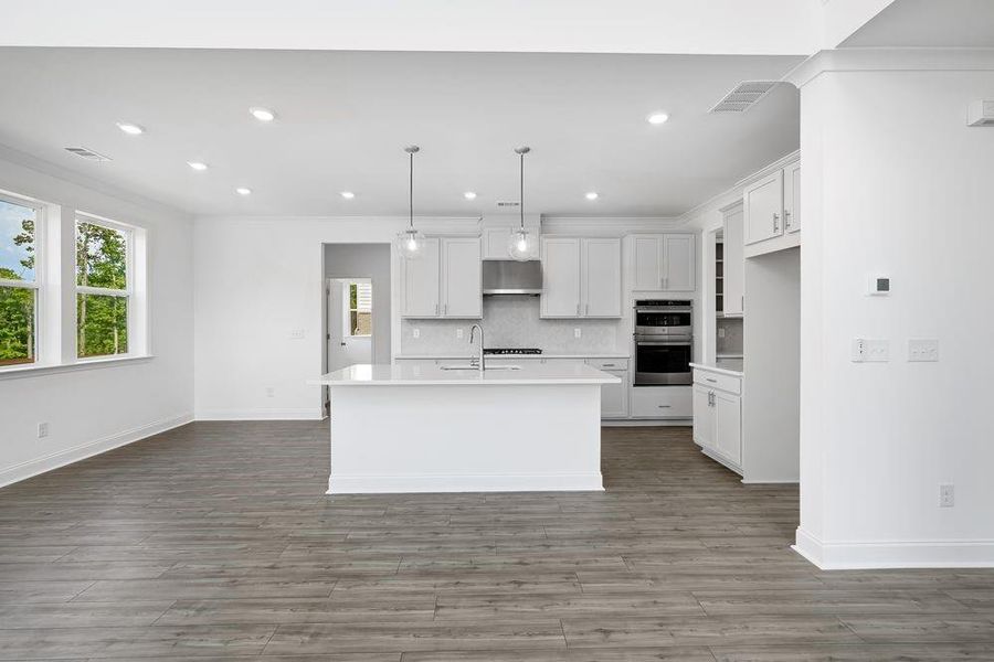 Spacious, unfurnished interior of a new home in Stratford Hills, Ball Ground (Image 14).