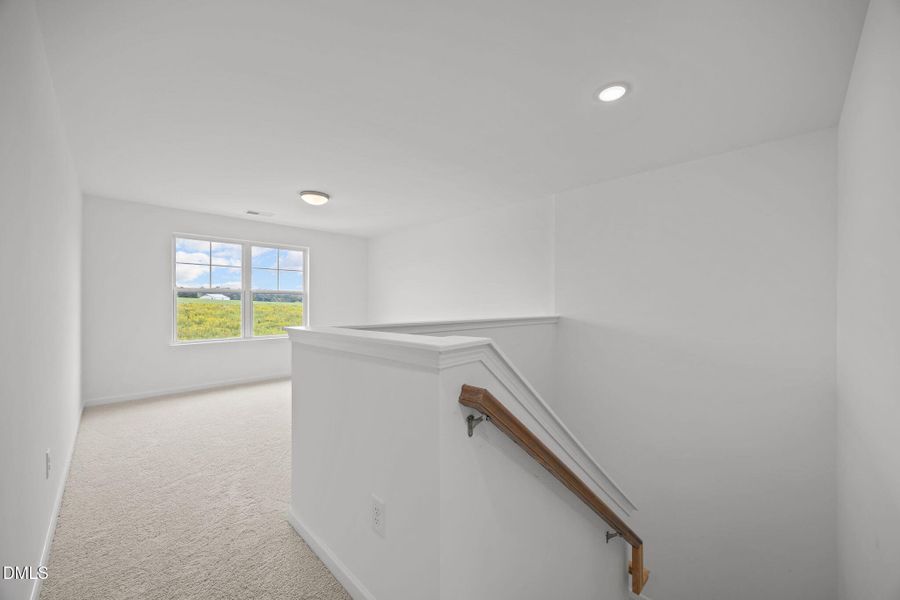 24-web-or-mls-IMG_2550 24-web-or-mls-IMG_2550