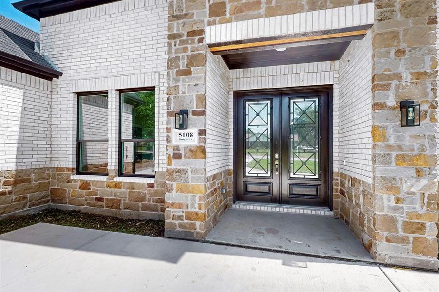 Exterior details and patio area of a home in , Fort Worth (Image 3).