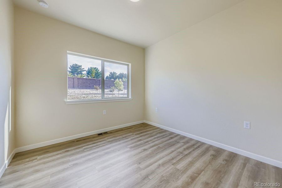 Spacious, unfurnished interior of a new home in , Westminster (Image 28).