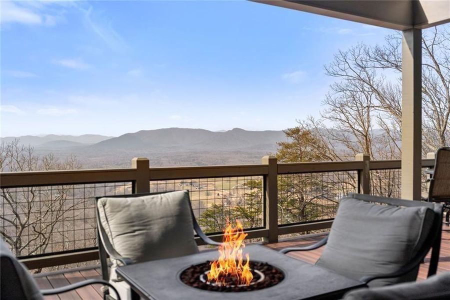 Exterior details and patio area of a home in , Cleveland (Image 37).