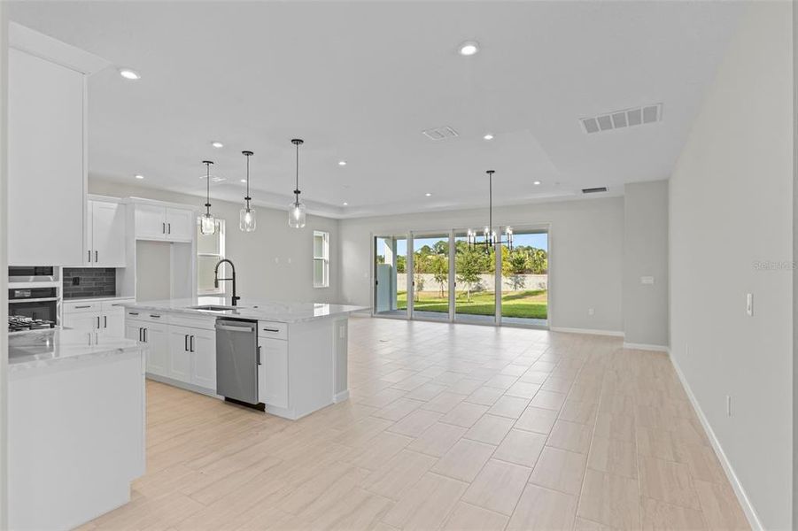 Spacious, unfurnished interior of a new home in Cresswind at Hammock Oaks, Lady Lake (Image 21). Spacious, unfurnished interior of a new home in Cresswind at Hammock Oaks, Lady Lake (Image 21).
