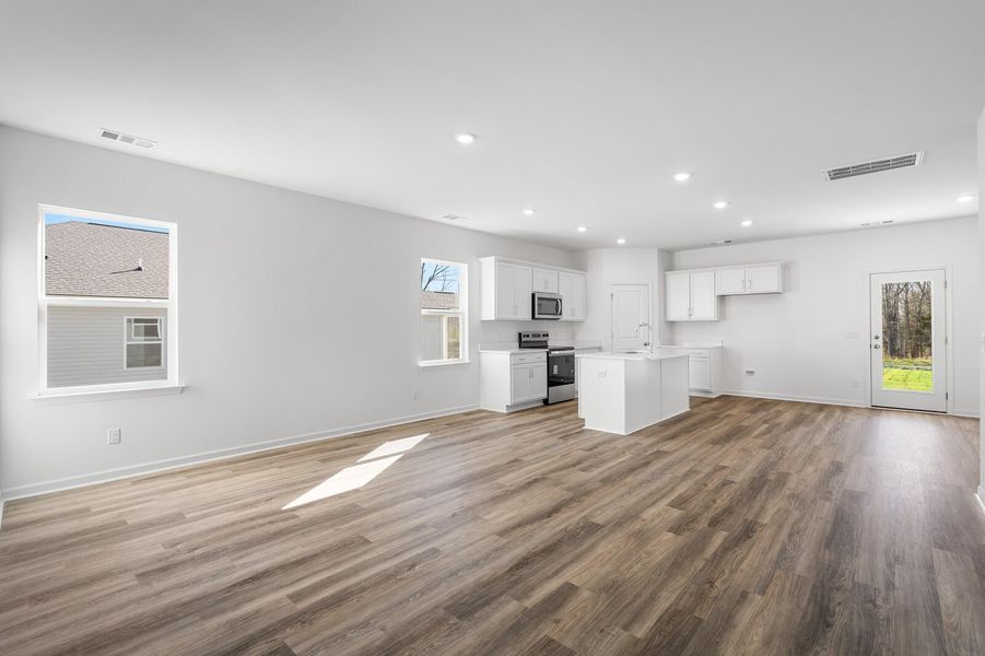 227 Idle Dr, Shelbyville, TN.  - Slide 7