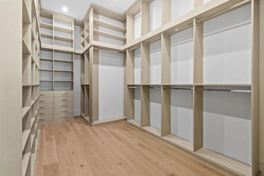 Spacious, unfurnished interior of a new home in , North Palm Beach (Image 47).