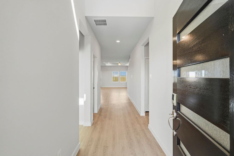 Spacious, unfurnished interior of a new home in Mirabella, Brookshire (Image 20). Spacious, unfurnished interior of a new home in Mirabella, Brookshire (Image 20).