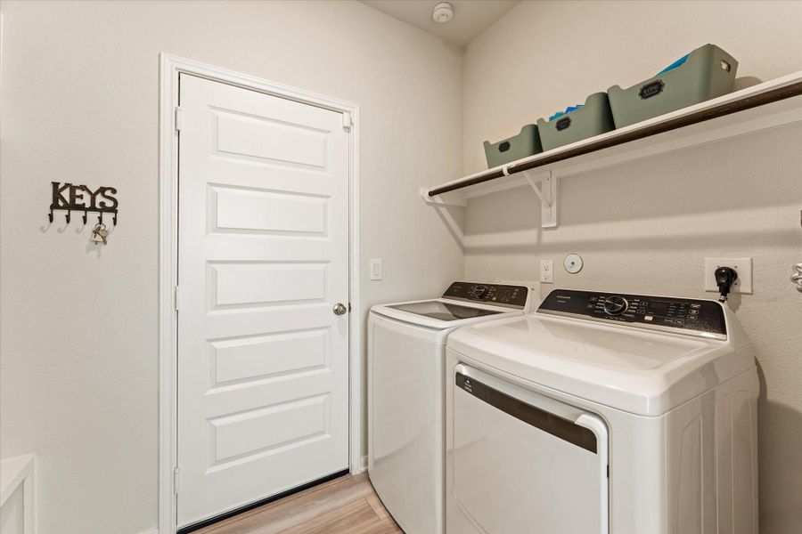 Furnished interior view inside a new home in , Magnolia (Image 15).