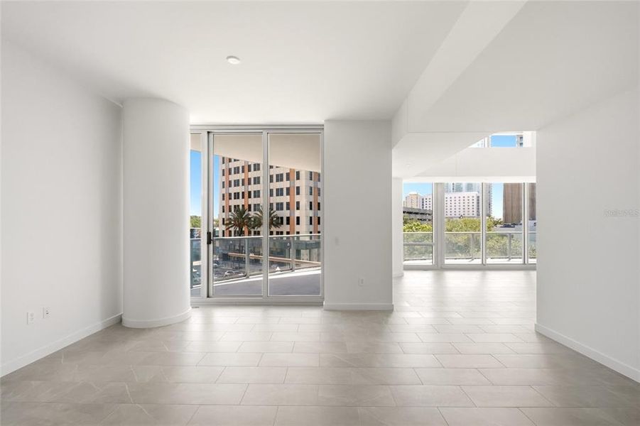 Spacious, unfurnished interior of a new home in , St. Petersburg (Image 22). Spacious, unfurnished interior of a new home in , St. Petersburg (Image 22).