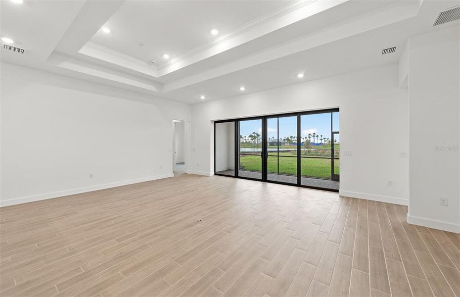 Spacious, unfurnished interior of a new home in Del Webb Catalina, Lakewood Ranch (Image 30).