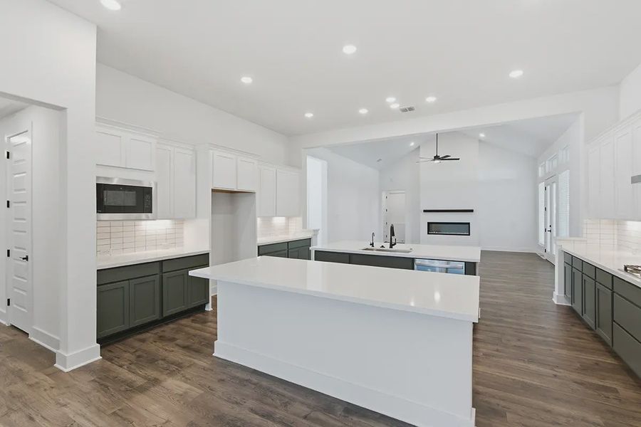 Representative furnished interior of a home built from the Anthony by Chesmar Homes in Mesa Western, Cibolo (Image 9). Representative furnished interior of a home built from the Anthony by Chesmar Homes in Mesa Western, Cibolo (Image 9).