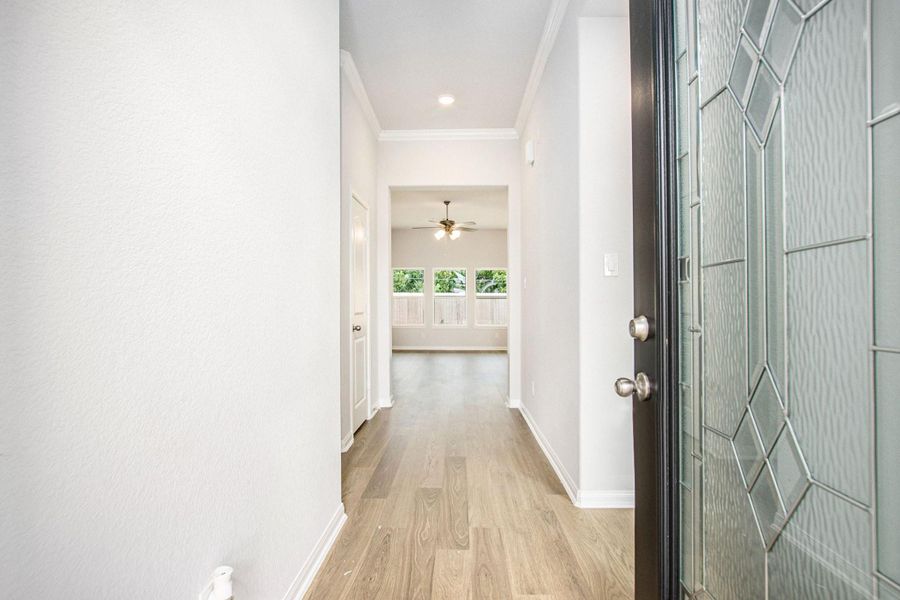 Spacious, unfurnished interior of a new home in , Bay City (Image 20). Spacious, unfurnished interior of a new home in , Bay City (Image 20).