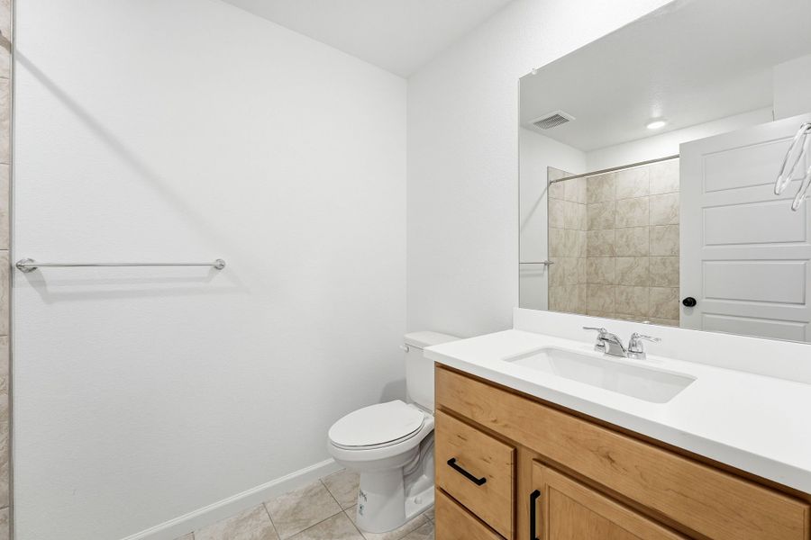 Furnished interior view inside a new home in Trailstone Townhomes - The Westerly Collection, Arvada (Image 9).
