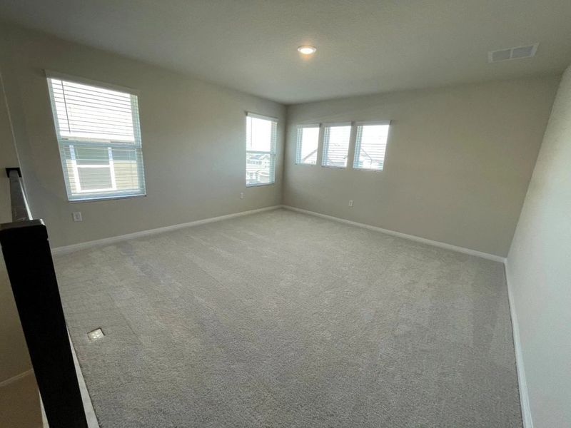 Spacious, unfurnished interior of a new home in Covered Bridge, Hutto (Image 25). Spacious, unfurnished interior of a new home in Covered Bridge, Hutto (Image 25).