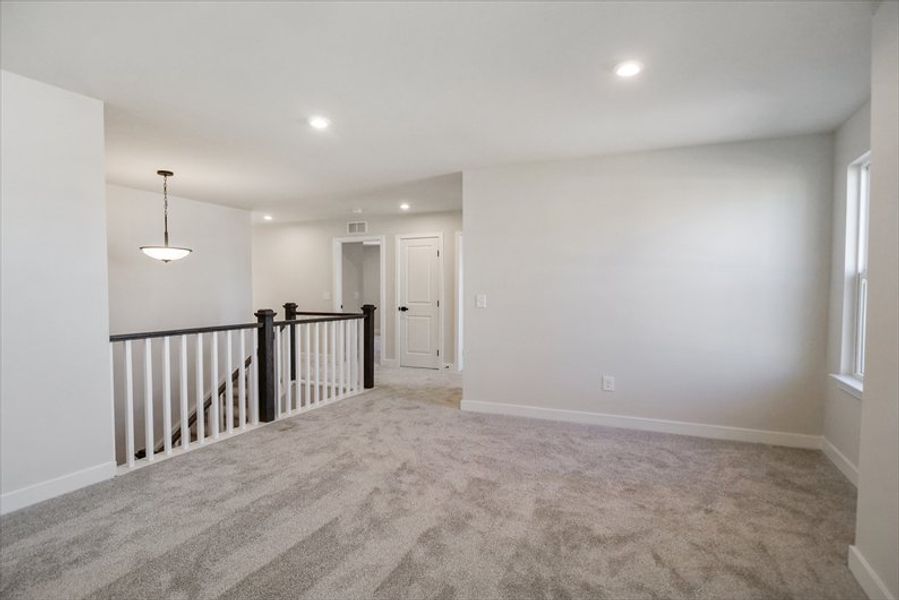 Spacious, unfurnished interior of a new home in Berkeley, Spartanburg (Image 36).