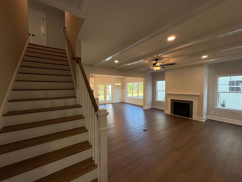 Spacious, unfurnished interior of a new home in Riverside Cove, Wilmington (Image 24).