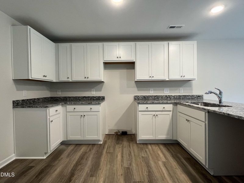 Lot 52 (01_23_26) (Kitchen)