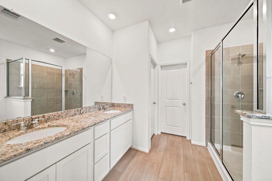 Furnished interior view inside a new home in Mason Woods, Cypress (Image 11). Furnished interior view inside a new home in Mason Woods, Cypress (Image 11).