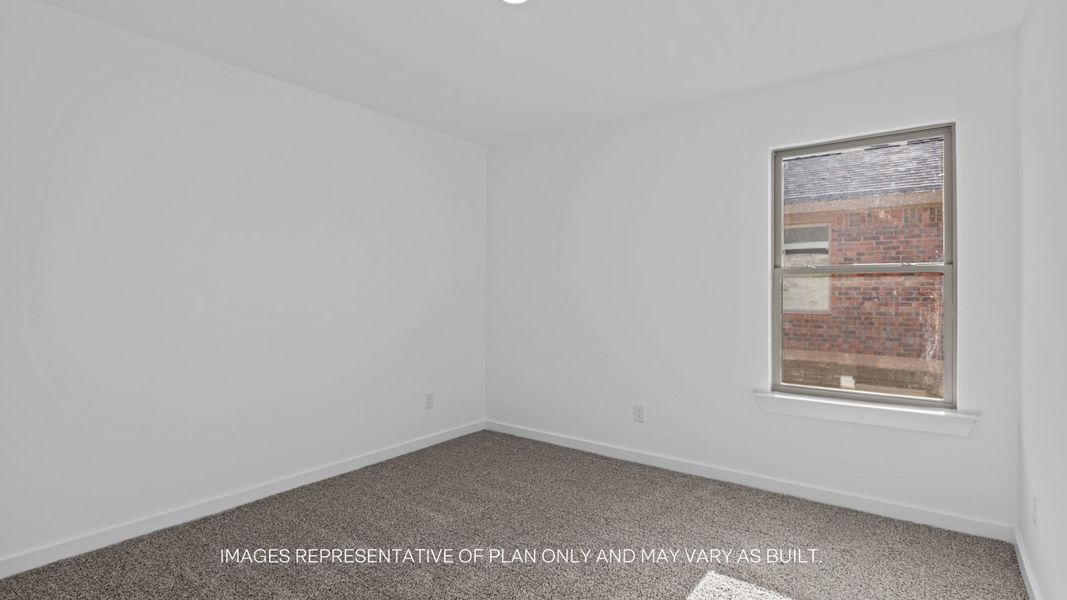 Spacious, unfurnished interior of a new home in Allen Farms, Lubbock (Image 11).