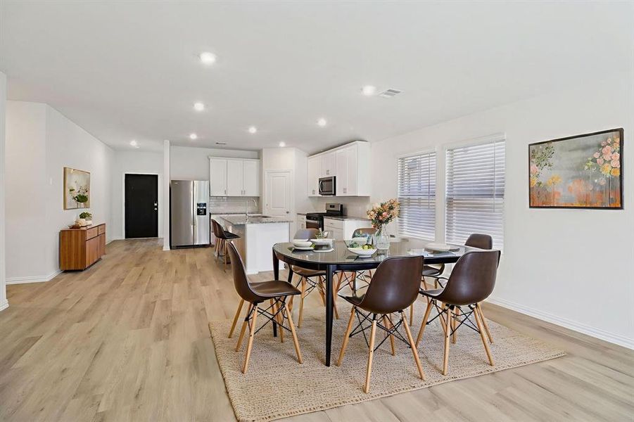 Photo is not of the actual home, but is an inspirational photo of builder’s model home and may depict options, furnishings, and/or decorator features that are not included. Photo is not of the actual home, but is an inspirational photo of builder’s model home and may depict options, furnishings, and/or decorator features that are not included.