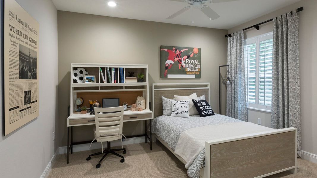 Furnished interior view inside a new home in Canoe Creek Real Estate and Homes for Sale in Parrish, FL - Neal Communities, Parrish (Image 41).