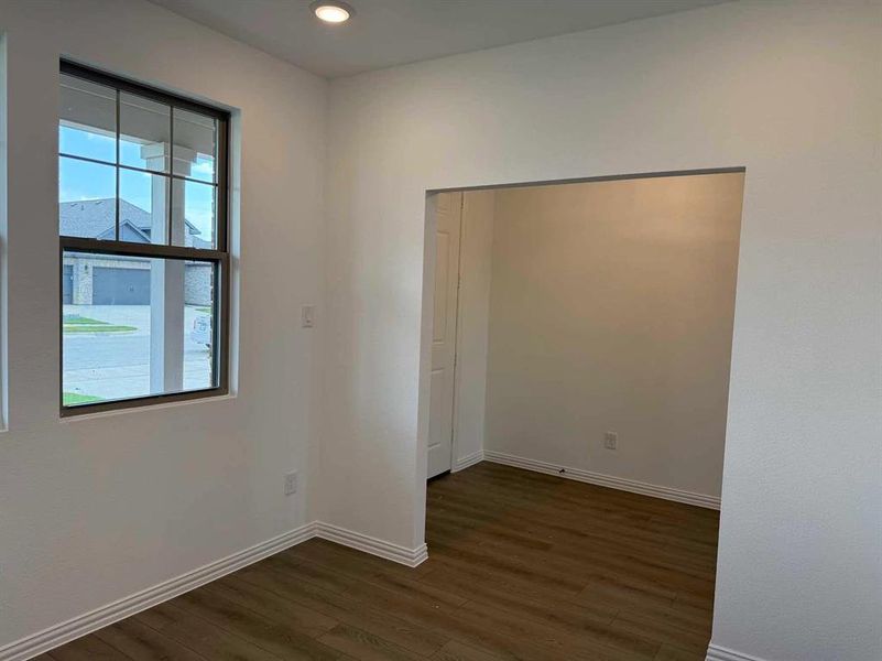 Spacious, unfurnished interior of a new home in Gateway Parks, Forney (Image 12).