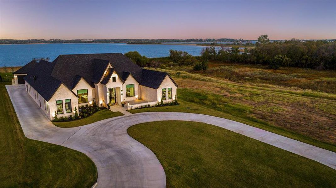 Image 34 of a home in .