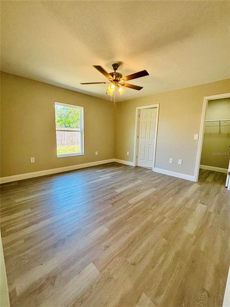 Spacious, unfurnished interior of a new home in , Fort Meade (Image 20).