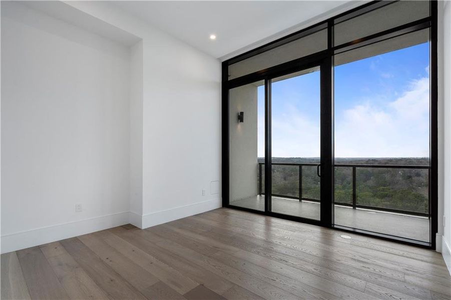 Spacious, unfurnished interior of a new home in The Dillon Buckhead, Atlanta (Image 54).