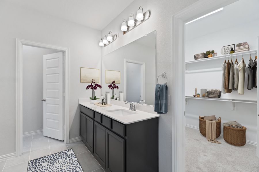 Representative furnished interior of a home built from the Manor by Beazer Homes in Enclave at Legacy Hills: Overlook 60', Celina (Image 13). Representative furnished interior of a home built from the Manor by Beazer Homes in Enclave at Legacy Hills: Overlook 60', Celina (Image 13).