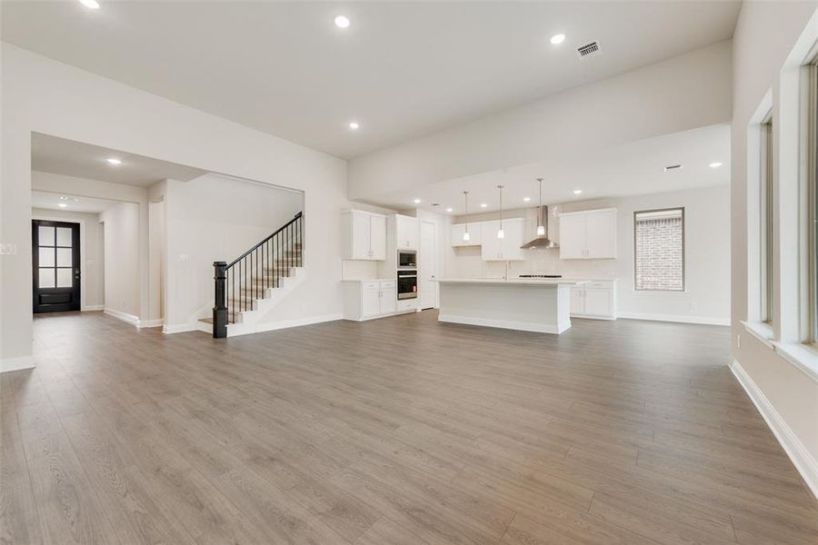 Spacious, unfurnished interior of a new home in Sutton Fields, Celina (Image 35).