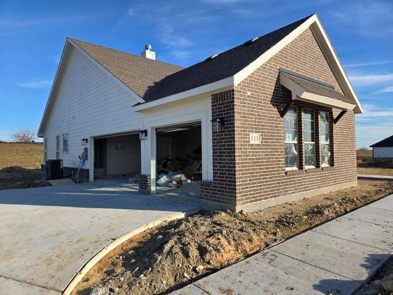 Image 21 of a home in Hillview Addition.