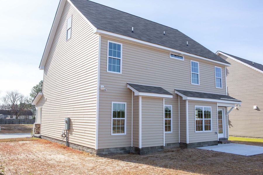 Representative exterior photo of a completed home built from the Rockbridge by Bill Clark Homes in Davenport Farms, Winterville, NC (Image 40).