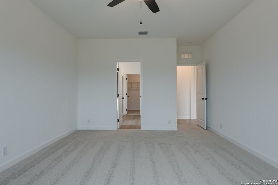 Spacious, unfurnished interior of a new home in The Heights at Saddlebrook Ranch 60's, Schertz (Image 30).