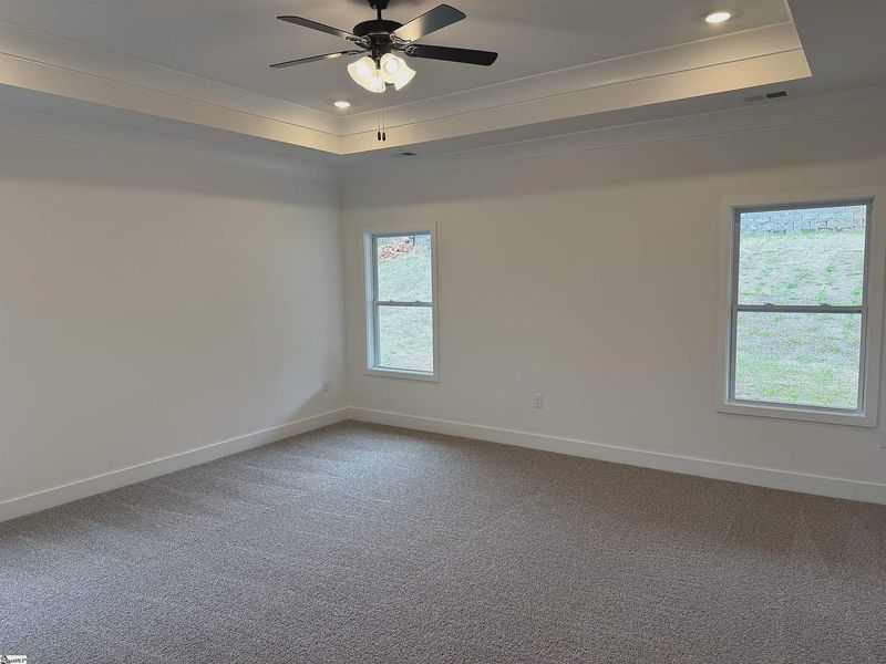 Spacious, unfurnished interior of a new home in Hidden Lake Estates, Greenville (Image 14).