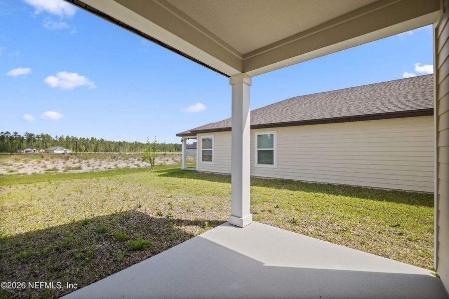 Exterior details and patio area of a home in Westport Landing, Jacksonville (Image 26).