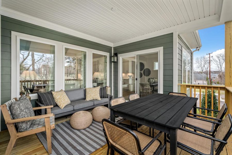 The Roseland II Outdoor Living Area The Roseland II Outdoor Living Area