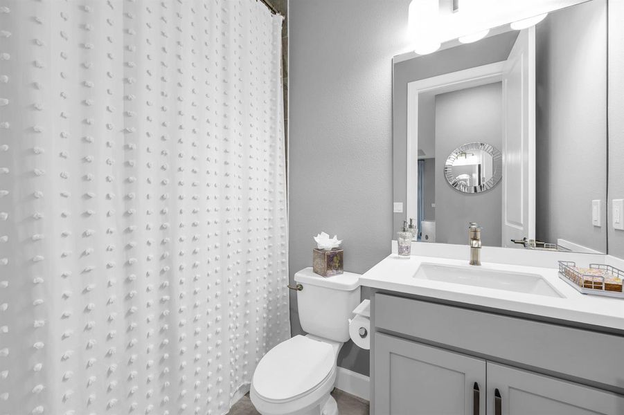 Guest Bathrooom
