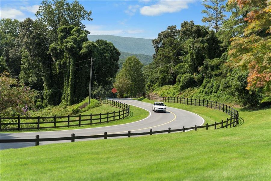 Natural landscape and outdoor views near in Waleska (Image 16). Natural landscape and outdoor views near in Waleska (Image 16).