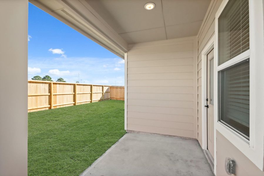 Exterior details and patio area of a home in Aspire at The Hills of Town Creek, Montgomery (Image 3). Exterior details and patio area of a home in Aspire at The Hills of Town Creek, Montgomery (Image 3).