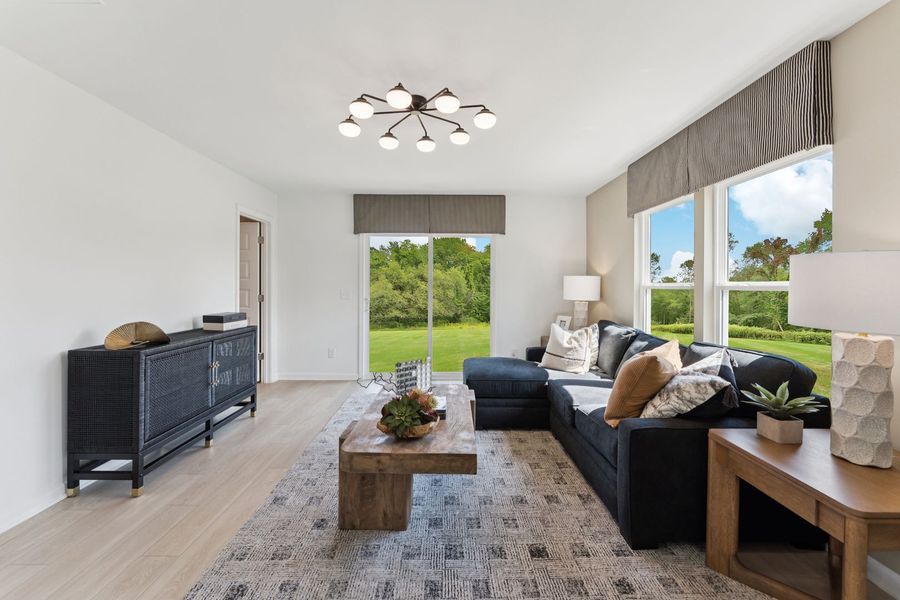 Representative furnished interior of a home built from the The Balfour by Stanley Martin Homes in Haddonstone, Raleigh (Image 18).