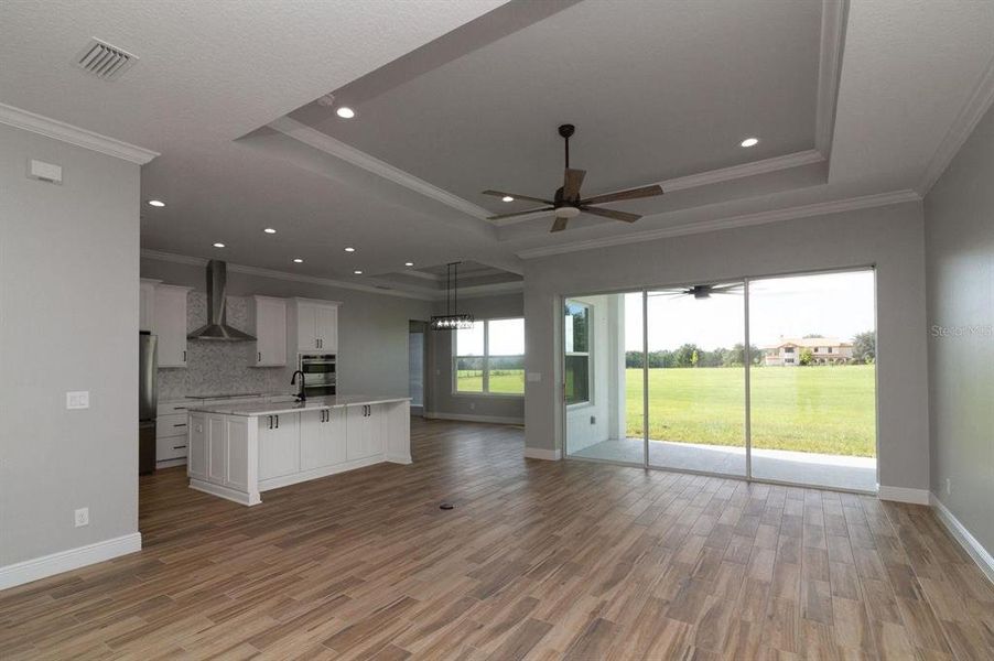 Spacious, unfurnished interior of a new home in , Leesburg (Image 11).